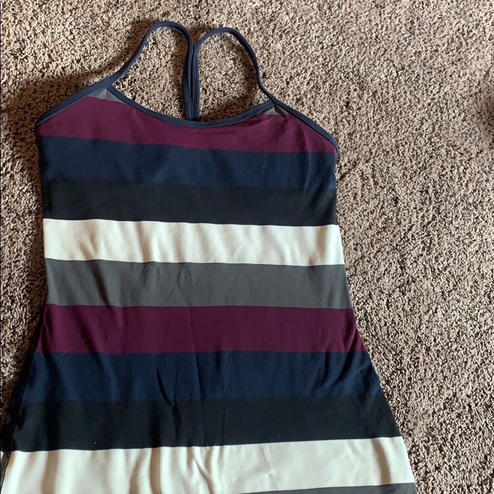 Lululemon tank